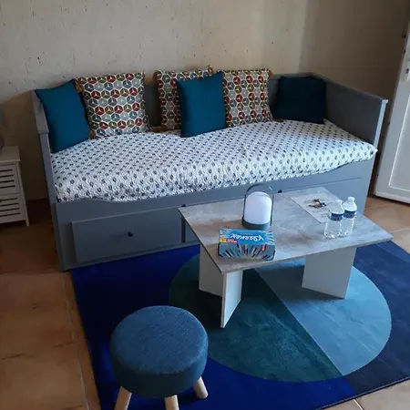 Hotes De L'isle