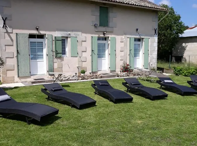 Hotes De L'isle