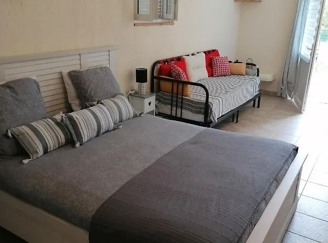 Hotes De L'isle 게스트하우스 Saint-Medard-de-Mussidan